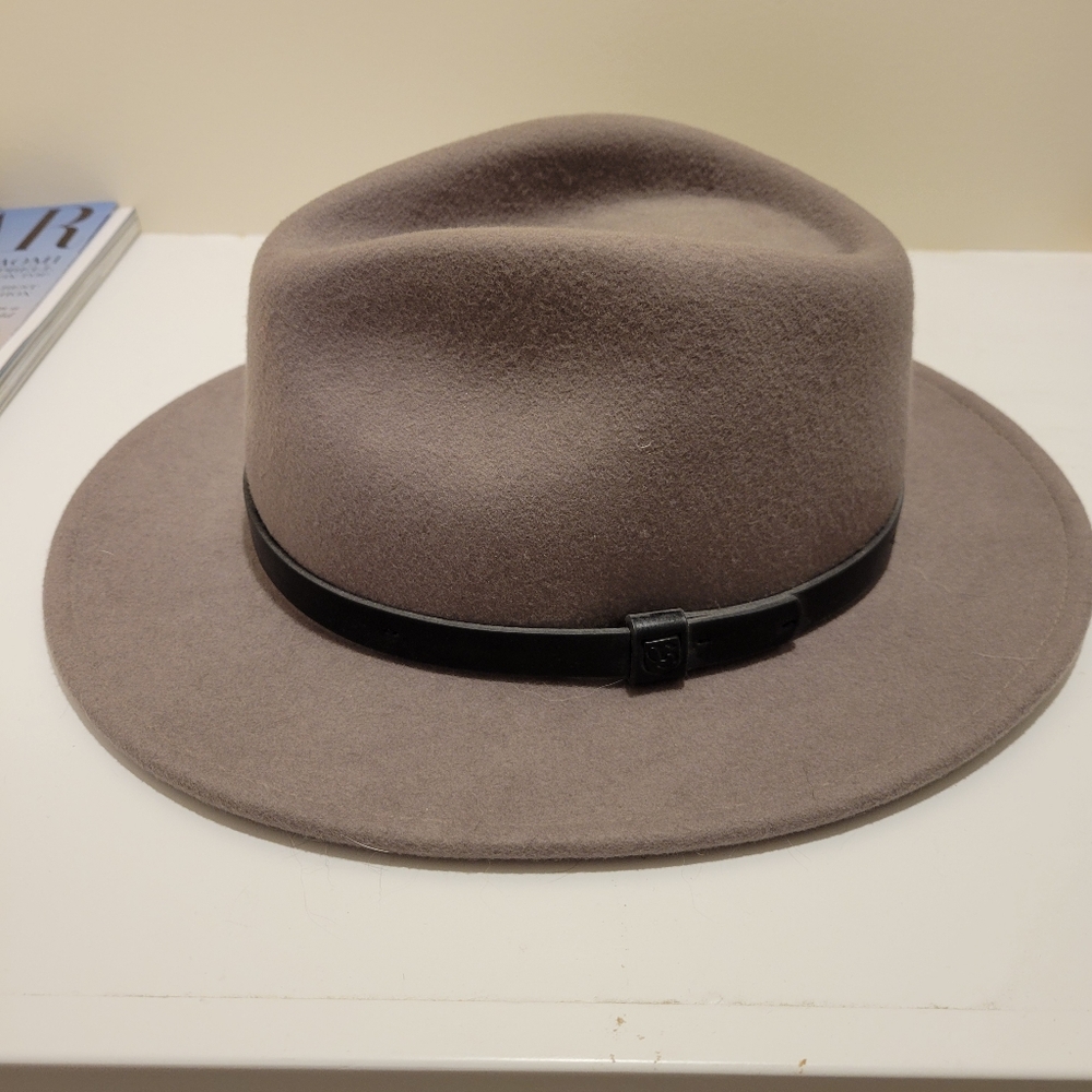 Brixton wide brim hat